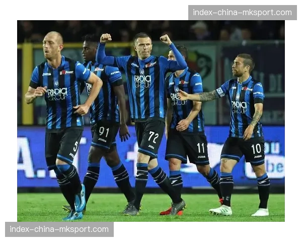 焦点对决：萨内与坎塞洛的边路对位，将成为拜仁对阵巴黎的胜负手之一