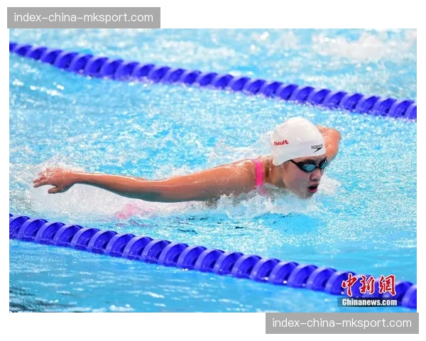 世界泳联批准在部分青年赛事中试用“出发犯规即时回放系统”